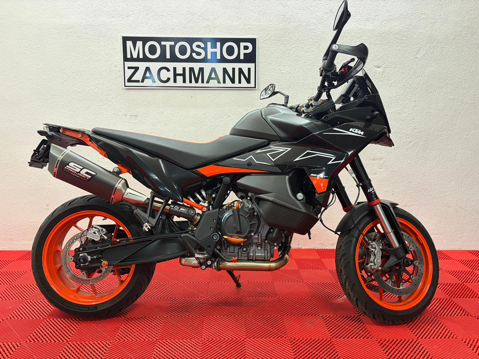 KTM 890 SMT