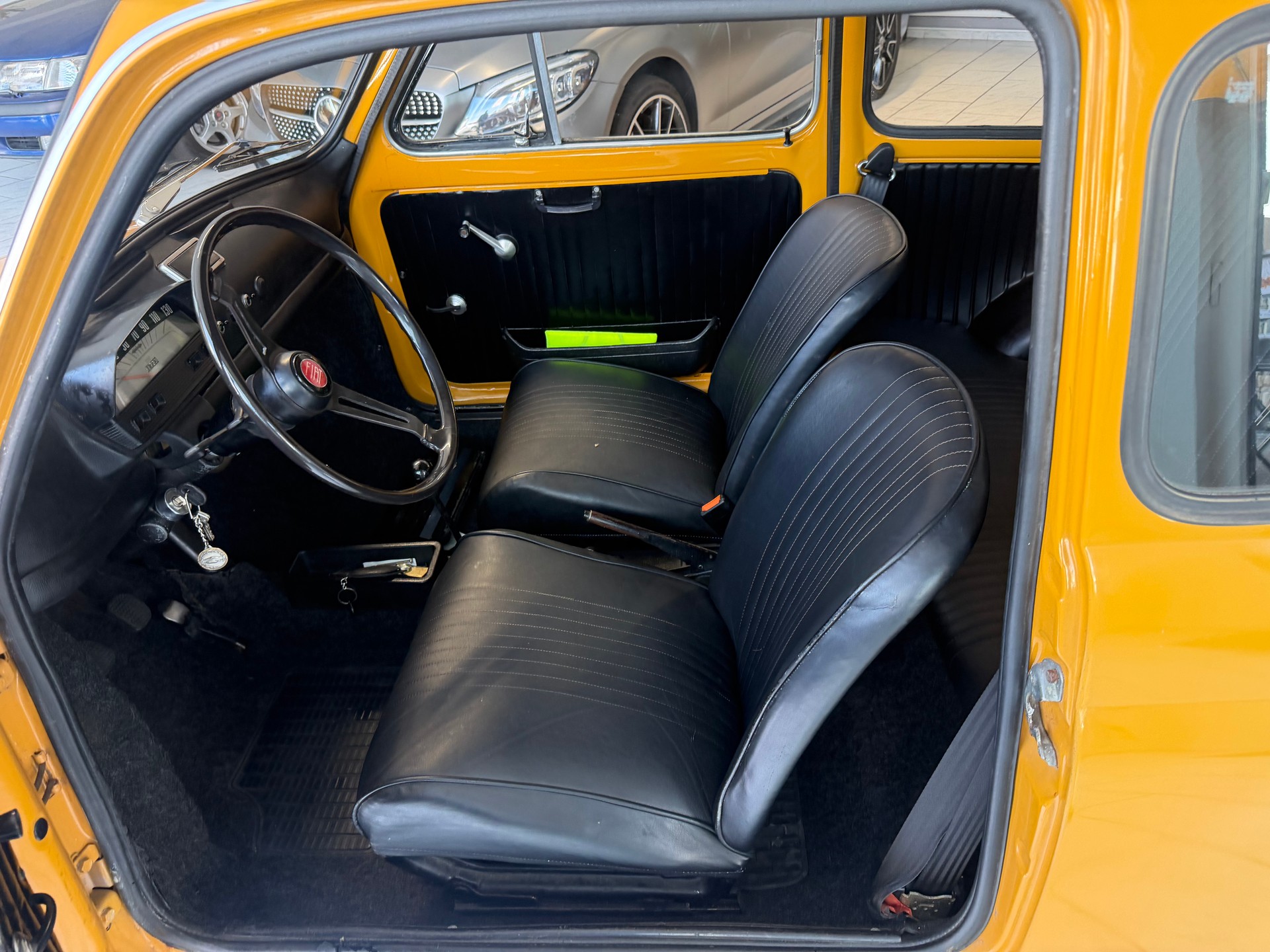 FIAT 500L-image-10