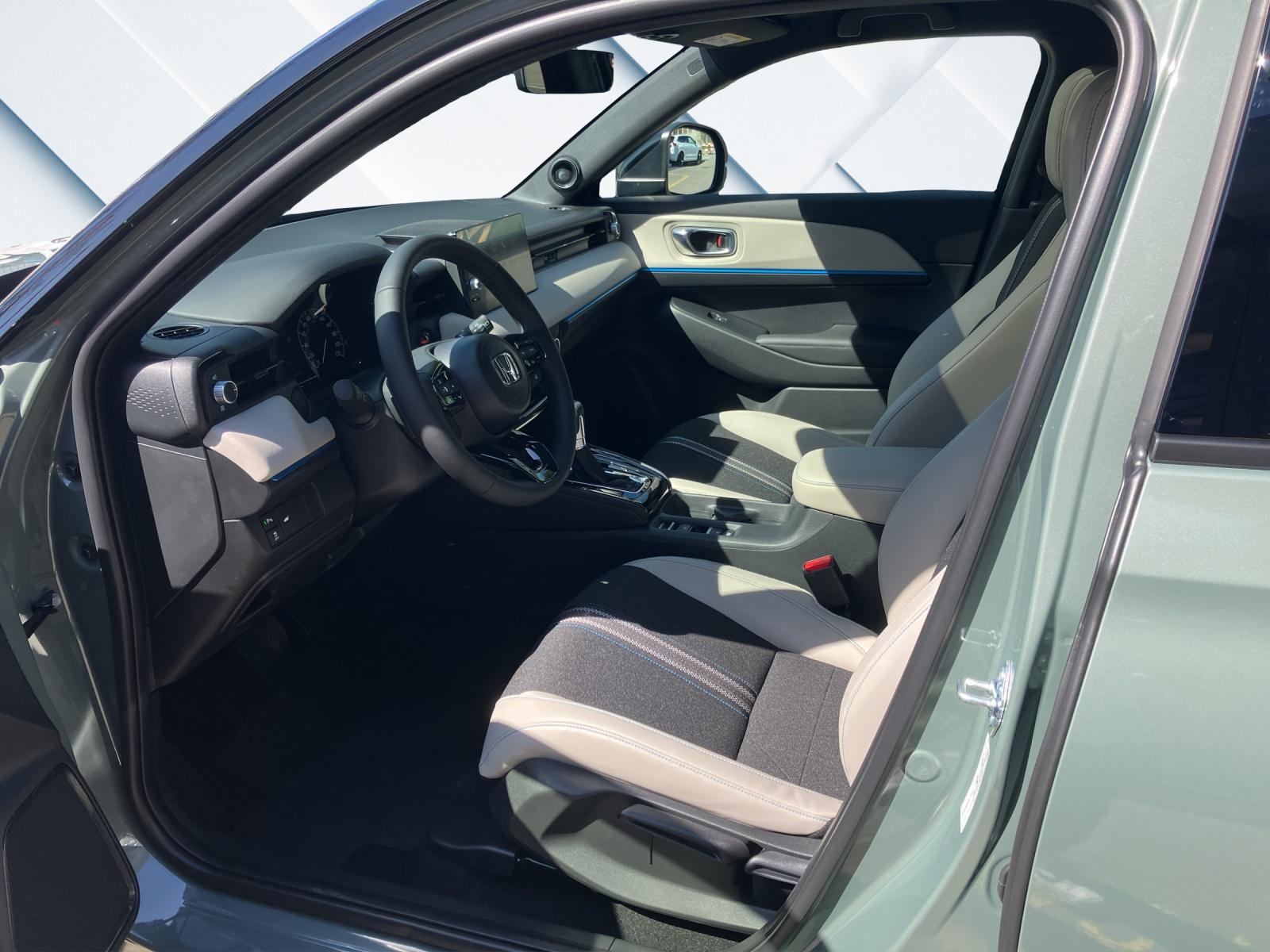 HONDA HR-V 1.5 i-MMD Advance Style Plus, Leasing aktion 1.9 %, GRATIS Winterräder in Wert von 2100.--image-8