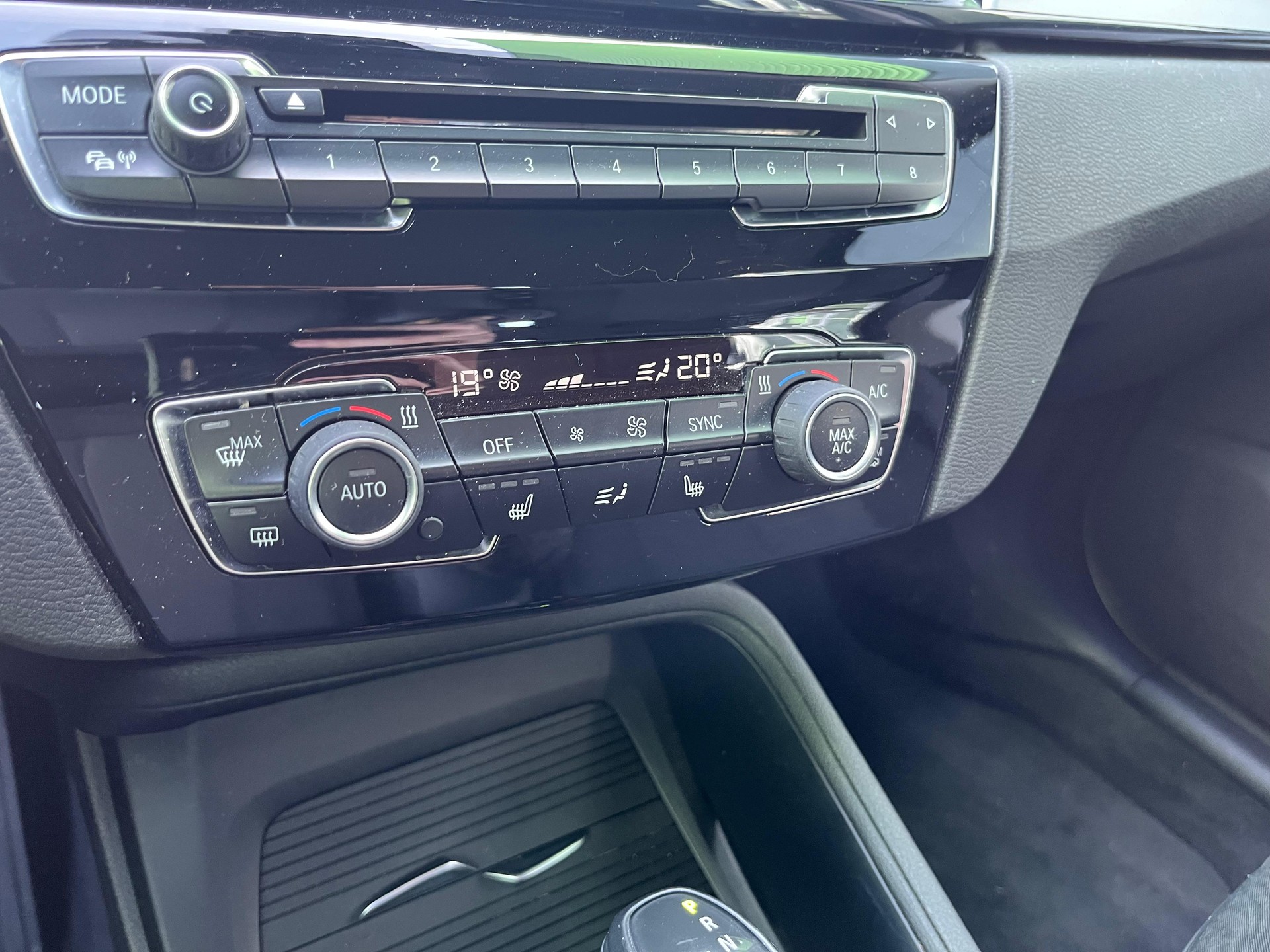 BMW X1 xDrive 20d Steptronic-image-18