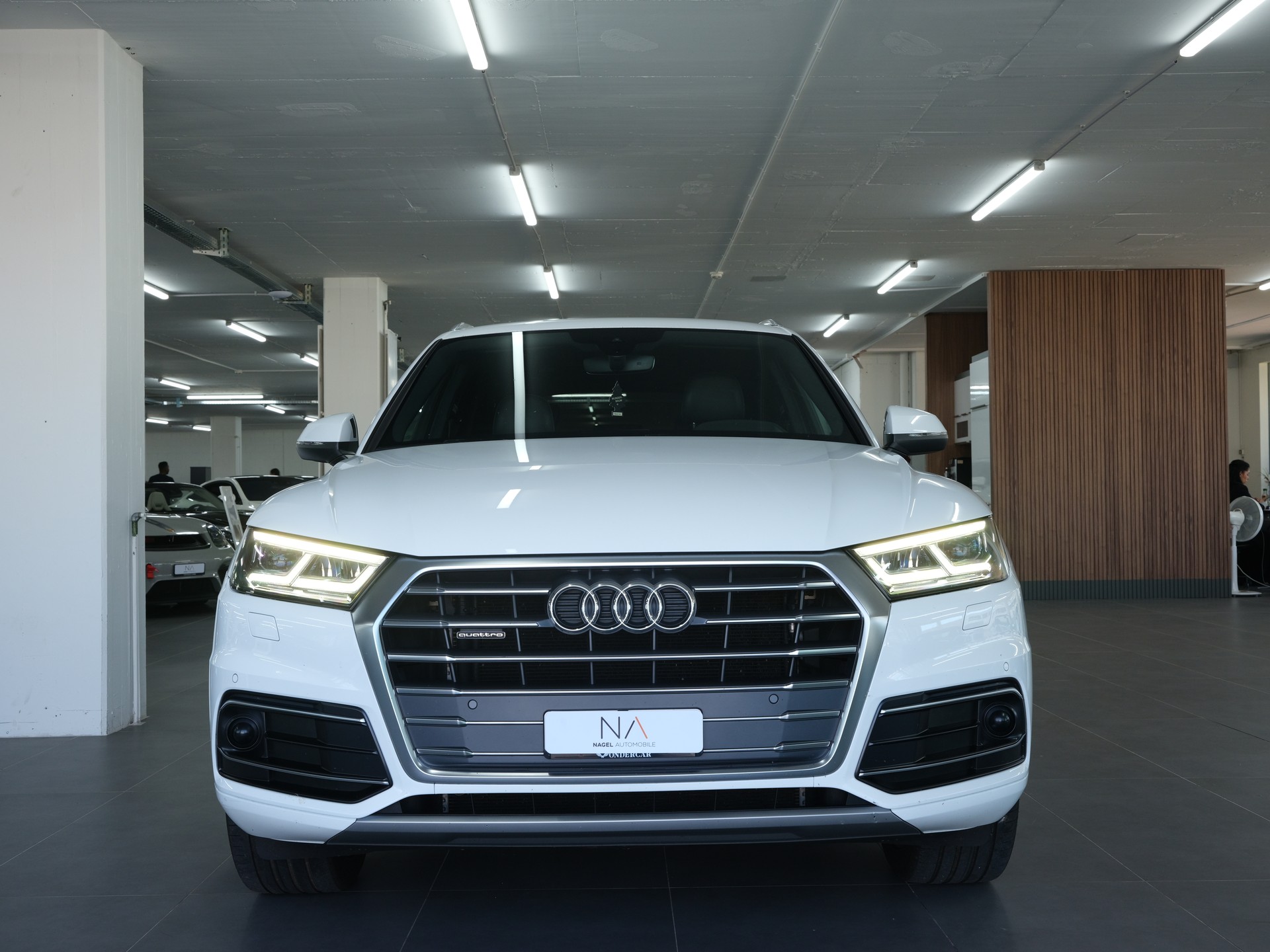 AUDI Q5 2.0 TDI sport quattro S-tronic *Rückfahrkamera* *Sitzheizung* *S-Line*-image-11