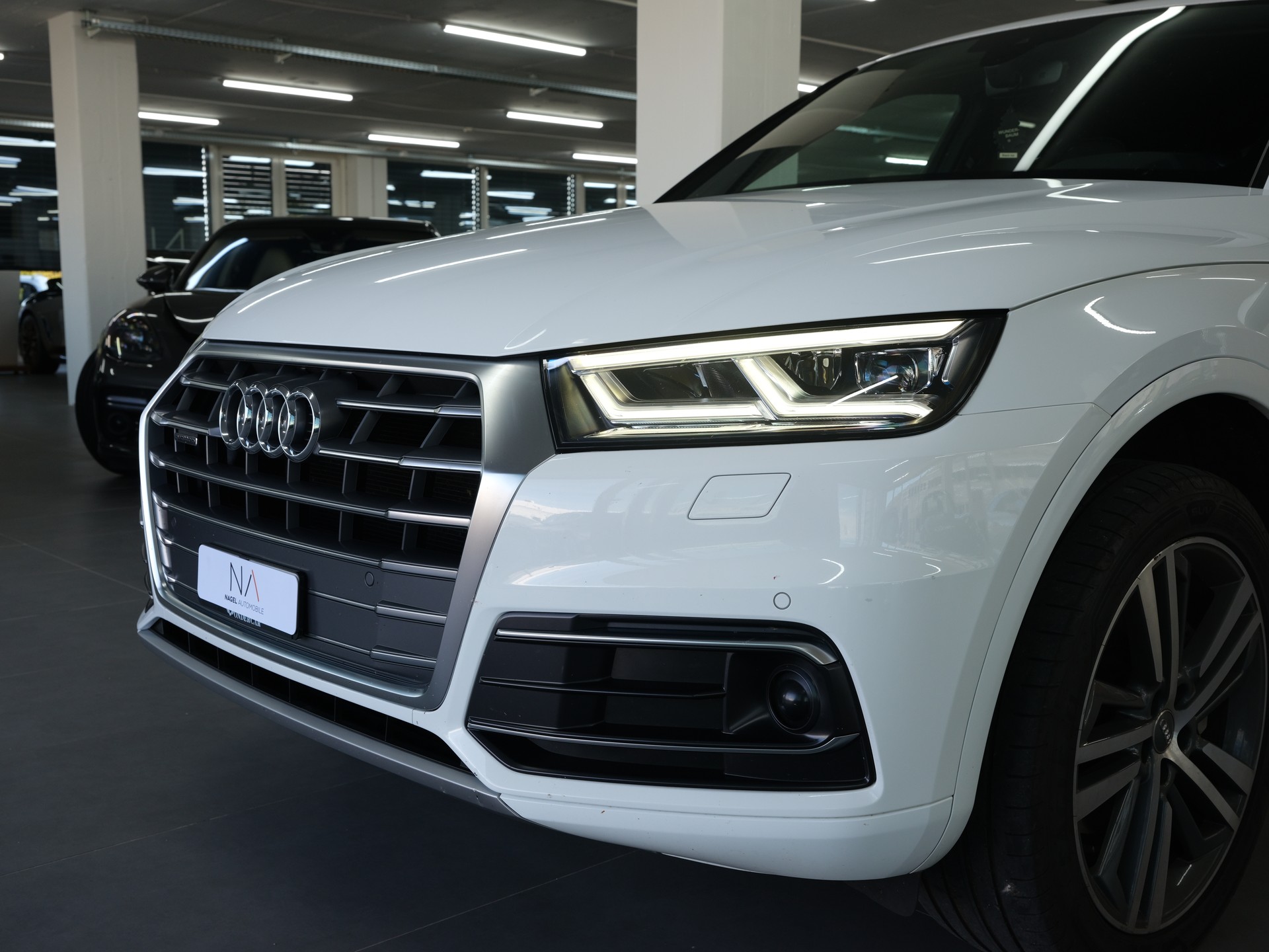 AUDI Q5 2.0 TDI sport quattro S-tronic *Rückfahrkamera* *Sitzheizung* *S-Line*-image-13