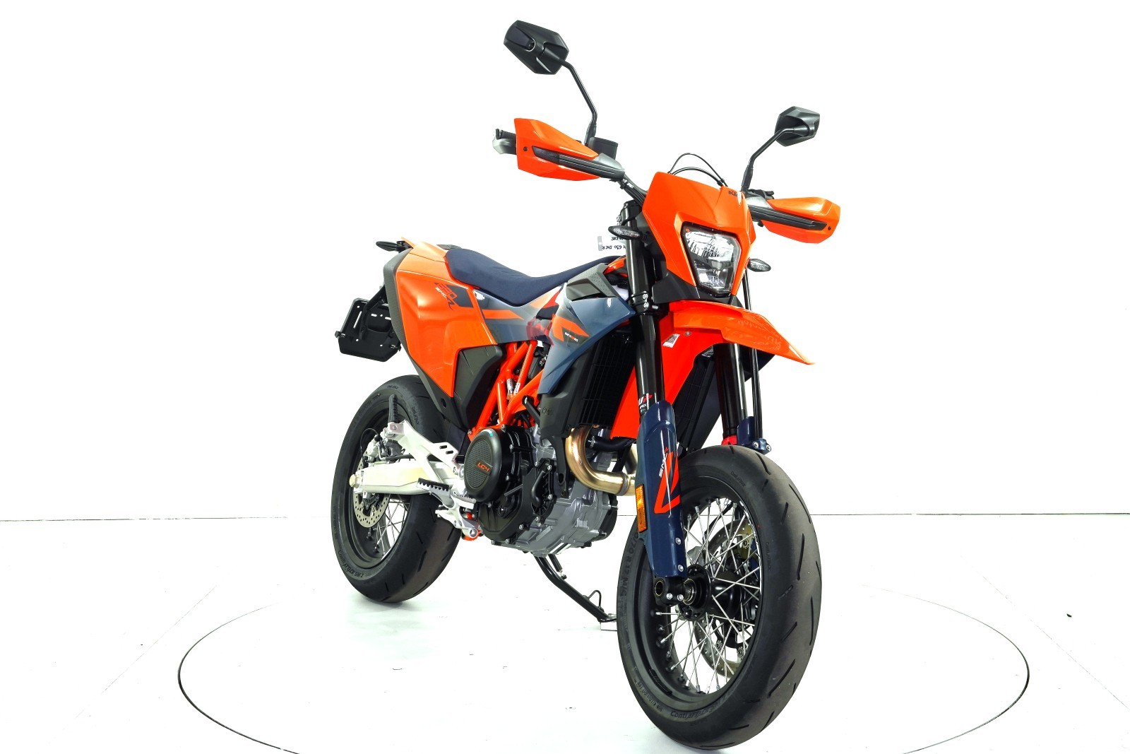 KTM 690 SMC R ABS-image-1