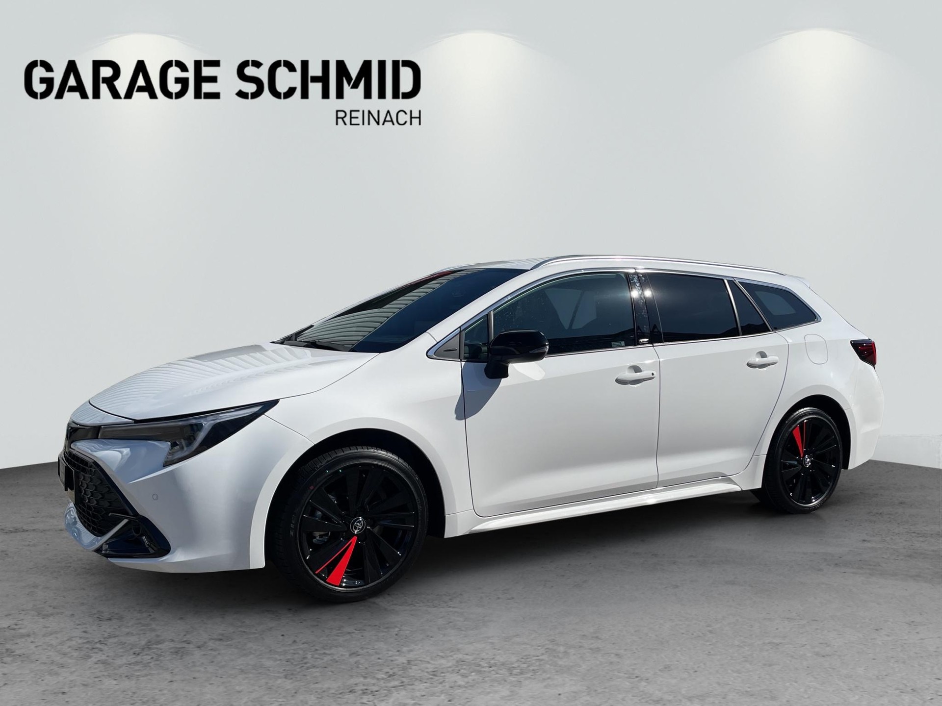 TOYOTA Corolla Touring Sports 2.0 HSD Swiss Edition-showroom-element-2