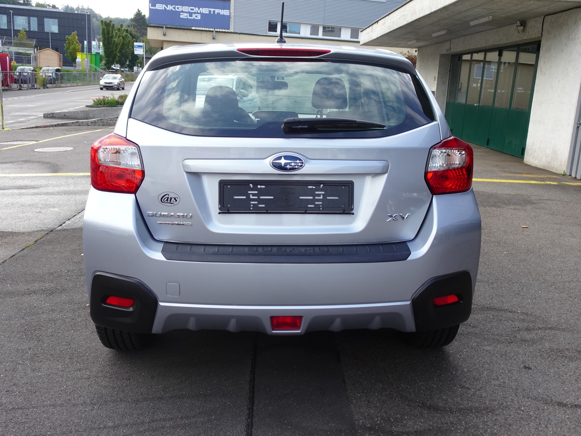 SUBARU 2.0i Swiss One-image-3