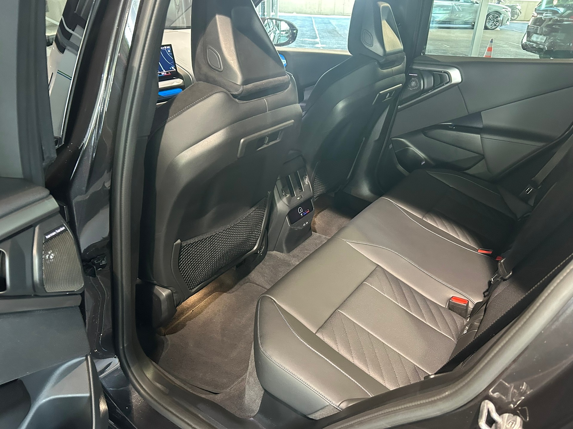 BMW X3 xDrive 48V 20d M Sport-image-31