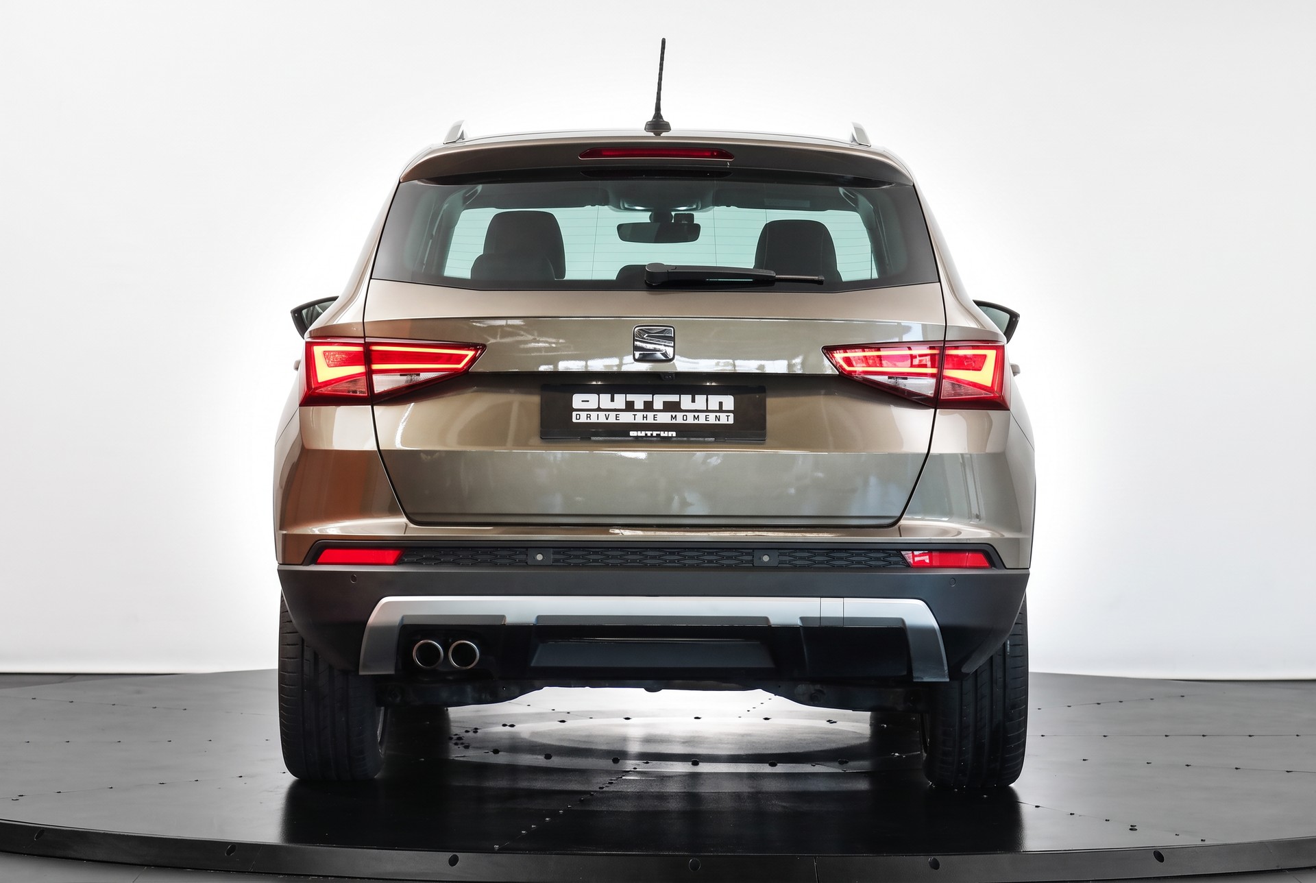 SEAT Ateca 2.0 TDI CR Xcellence 4Drive • Golden Cognac • Attelage • Full LED-showroom-element-2