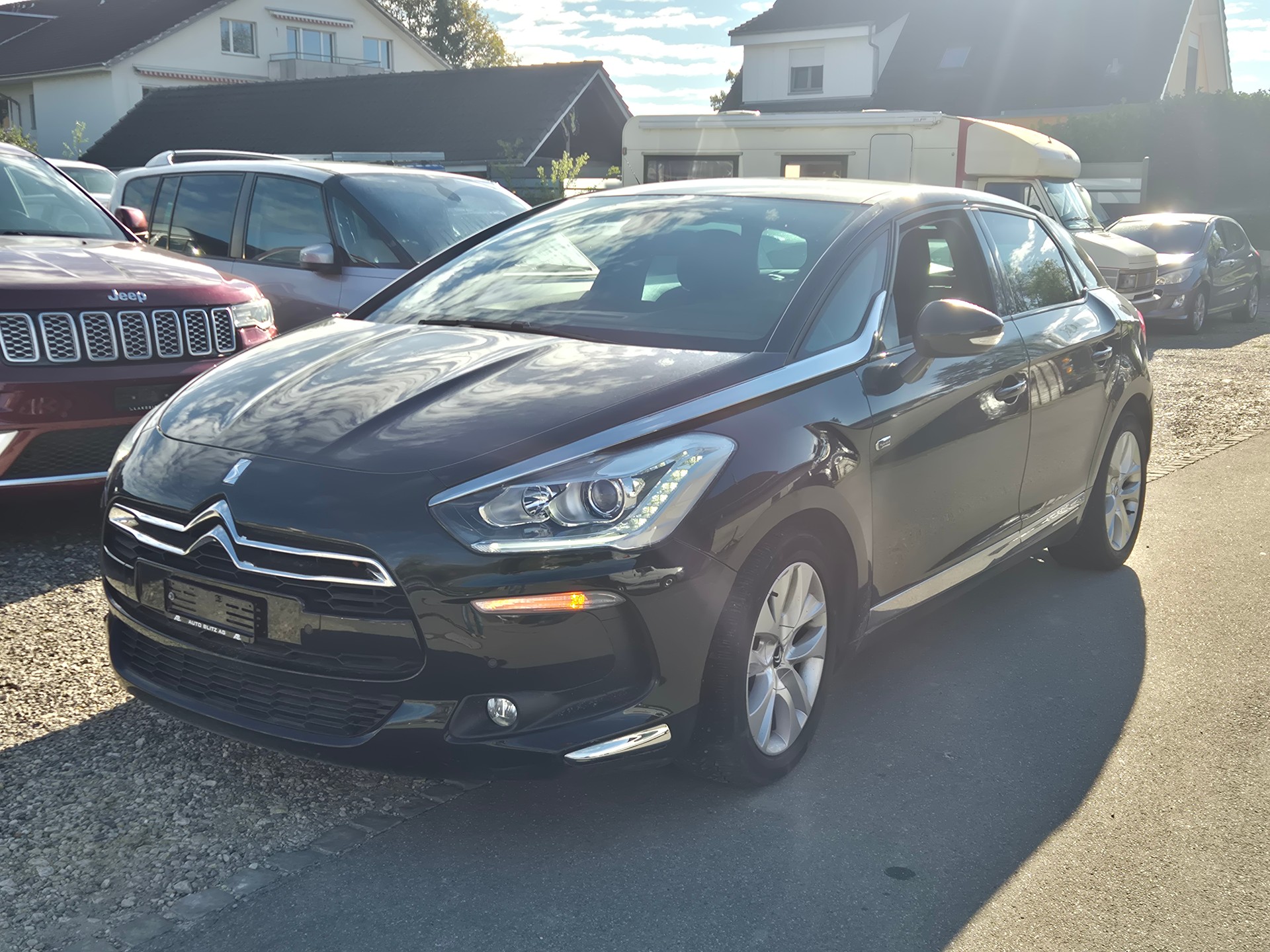 DS AUTOMOBILES DS5 Frisch MFK Automat Voll Ausstattung Hybrid-image-1