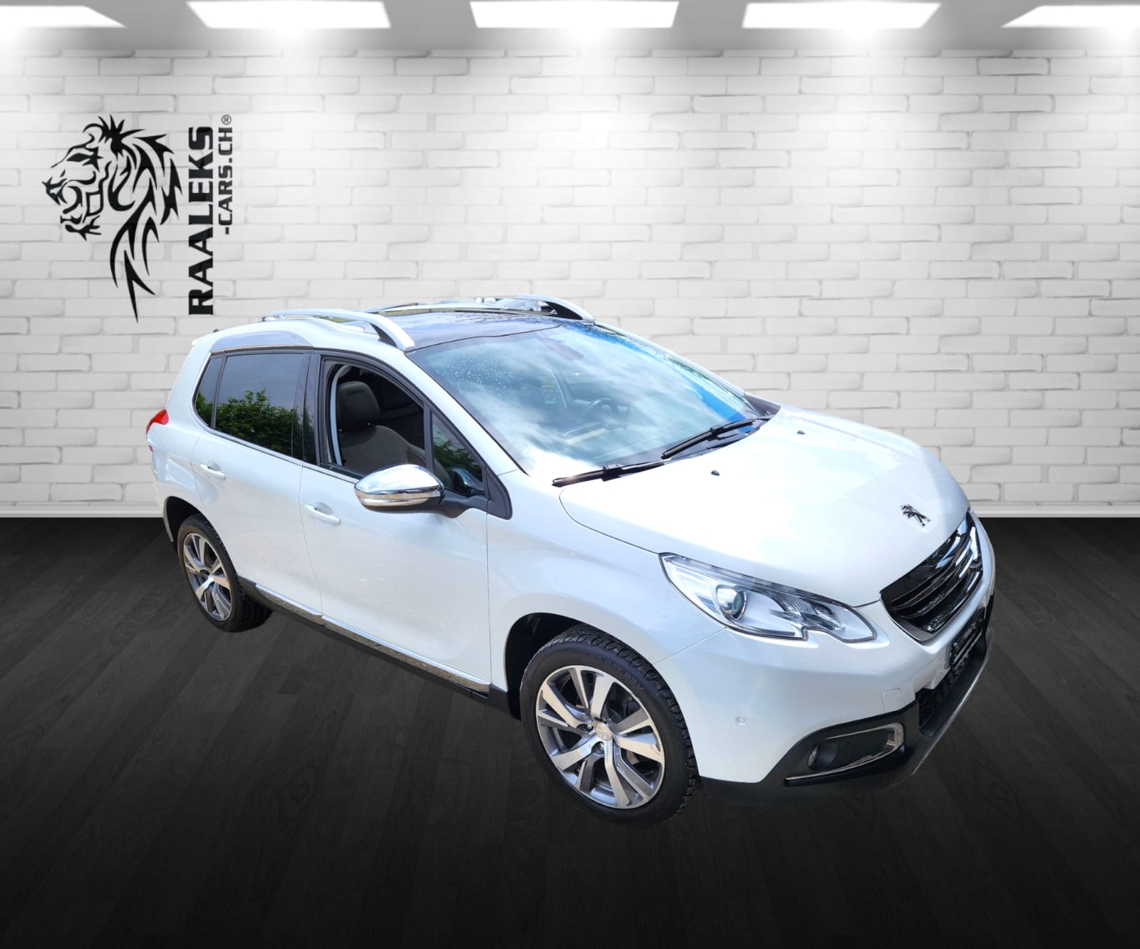 PEUGEOT 2008 1.2 PureTech Allure EAT6-showroom-element-1
