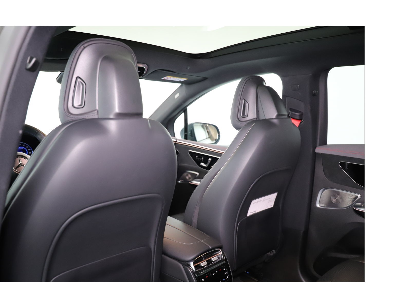 MERCEDES-BENZ EQE SUV AMG 43 4 Matic-image-11