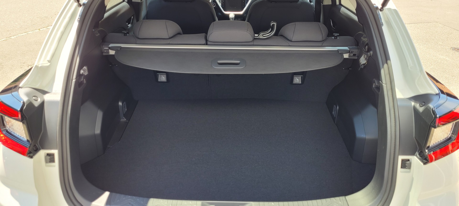 SUBARU Impreza 2.0 e-Boxer Swiss Plus AWD Lineartronic-image-12
