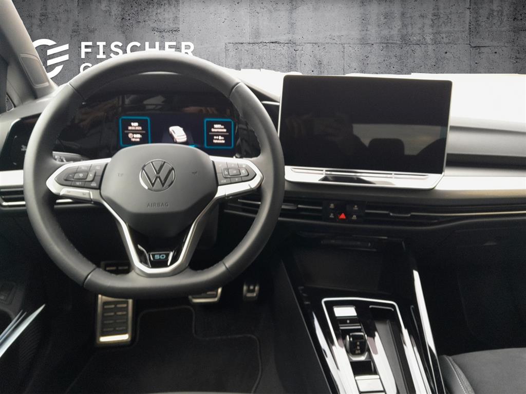 VW Golf 1.5 TSI PHEV Edition 50-image-9