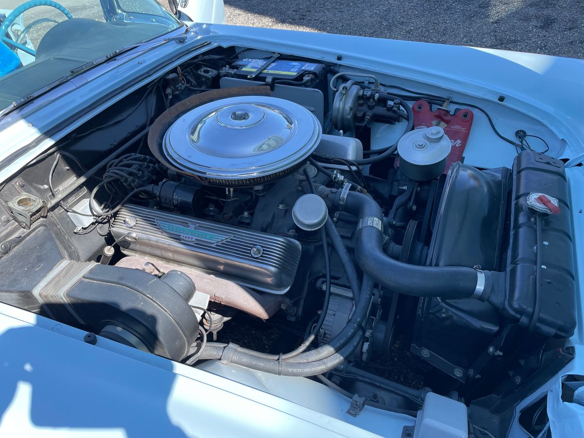FORD Thunderbird-image-5