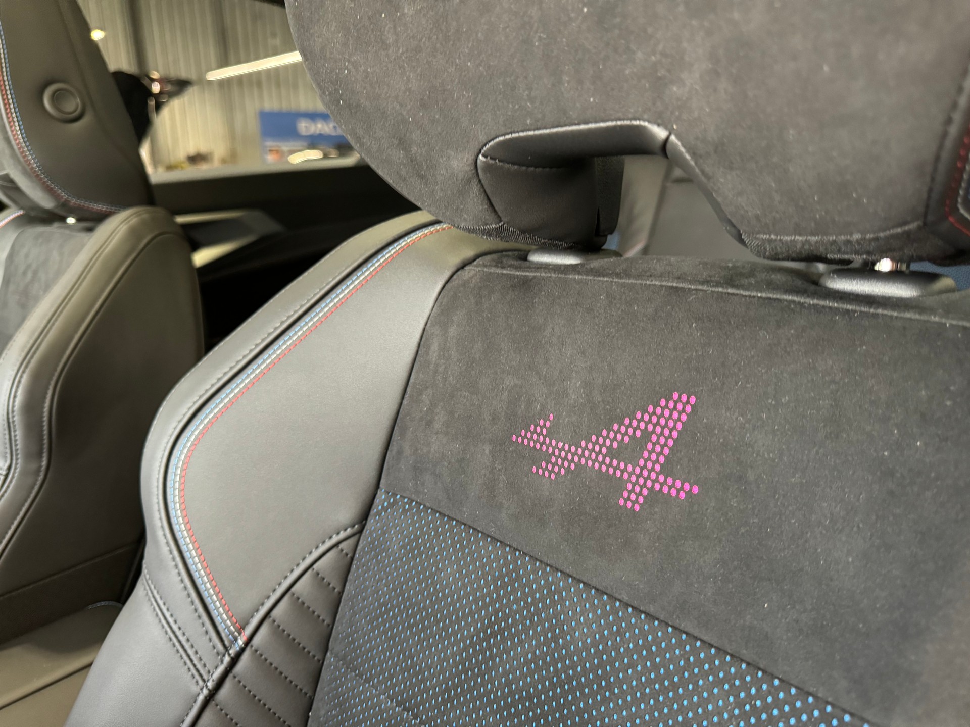 RENAULT RAFALE HYBRID E-TECH Atelier Alpine hyper hybrid E-Tech 4x4 300PS plug-in-image-19