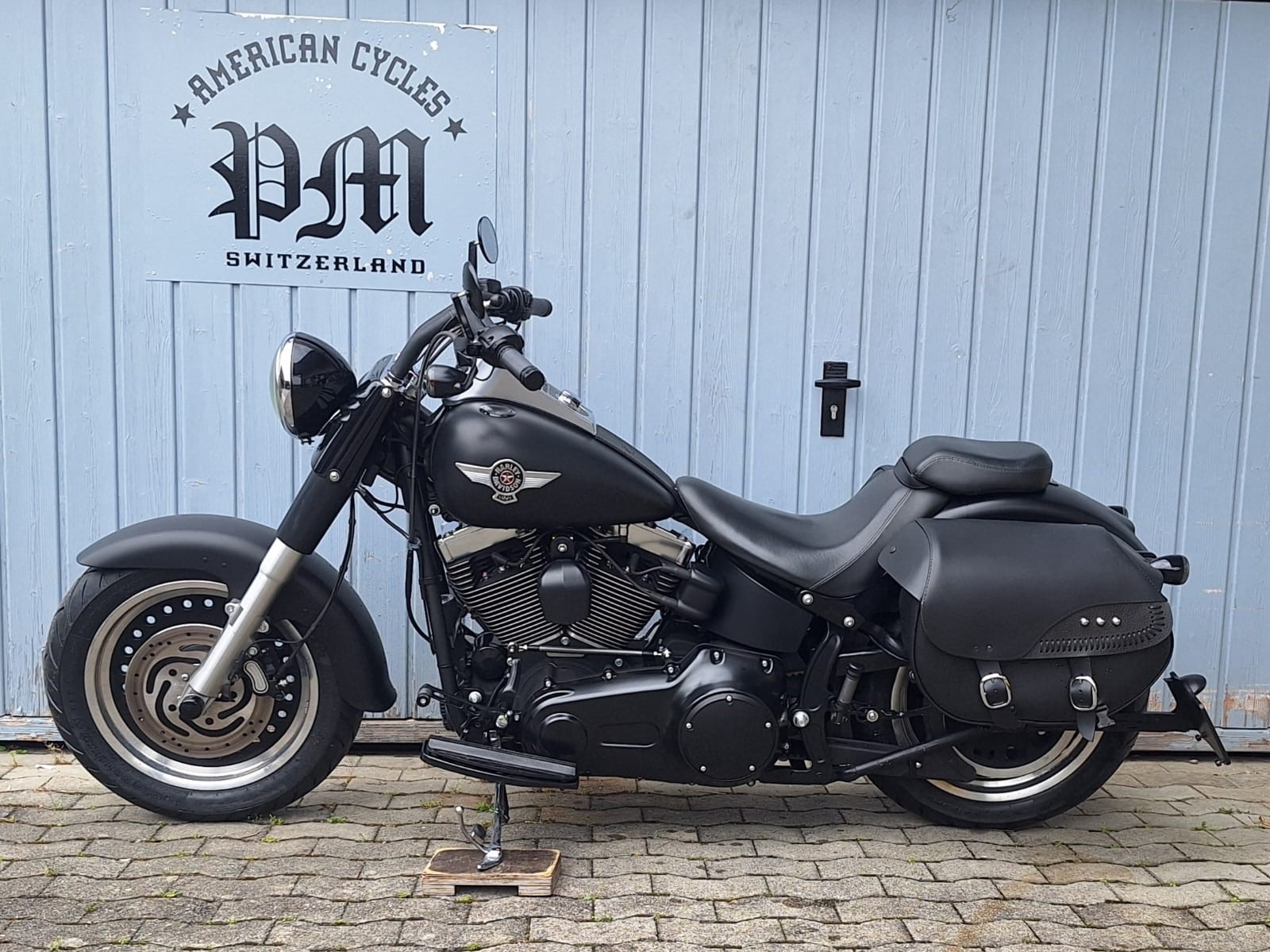 HARLEY-DAVIDSON FLSTFB Fat Boy Special ABS-image-1