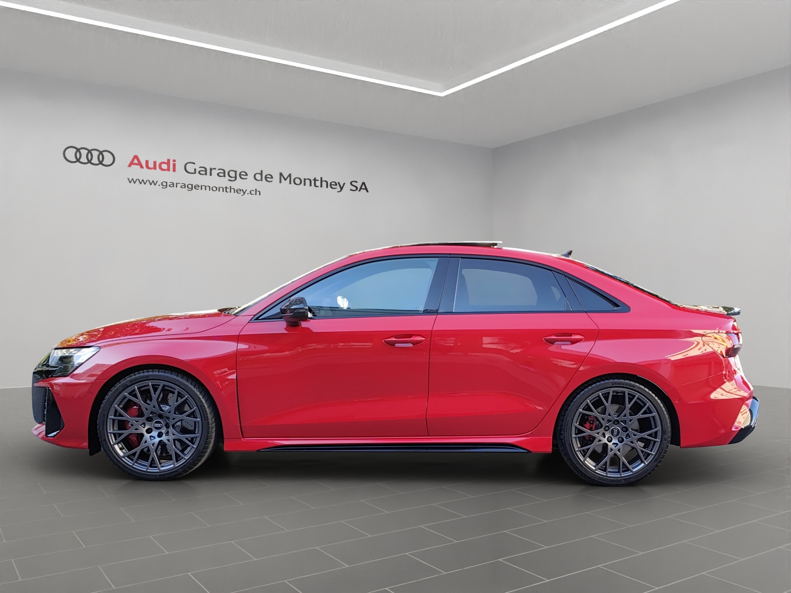 AUDI RS3 Limousine 2.5 TSI quattro S-tronic-image-7