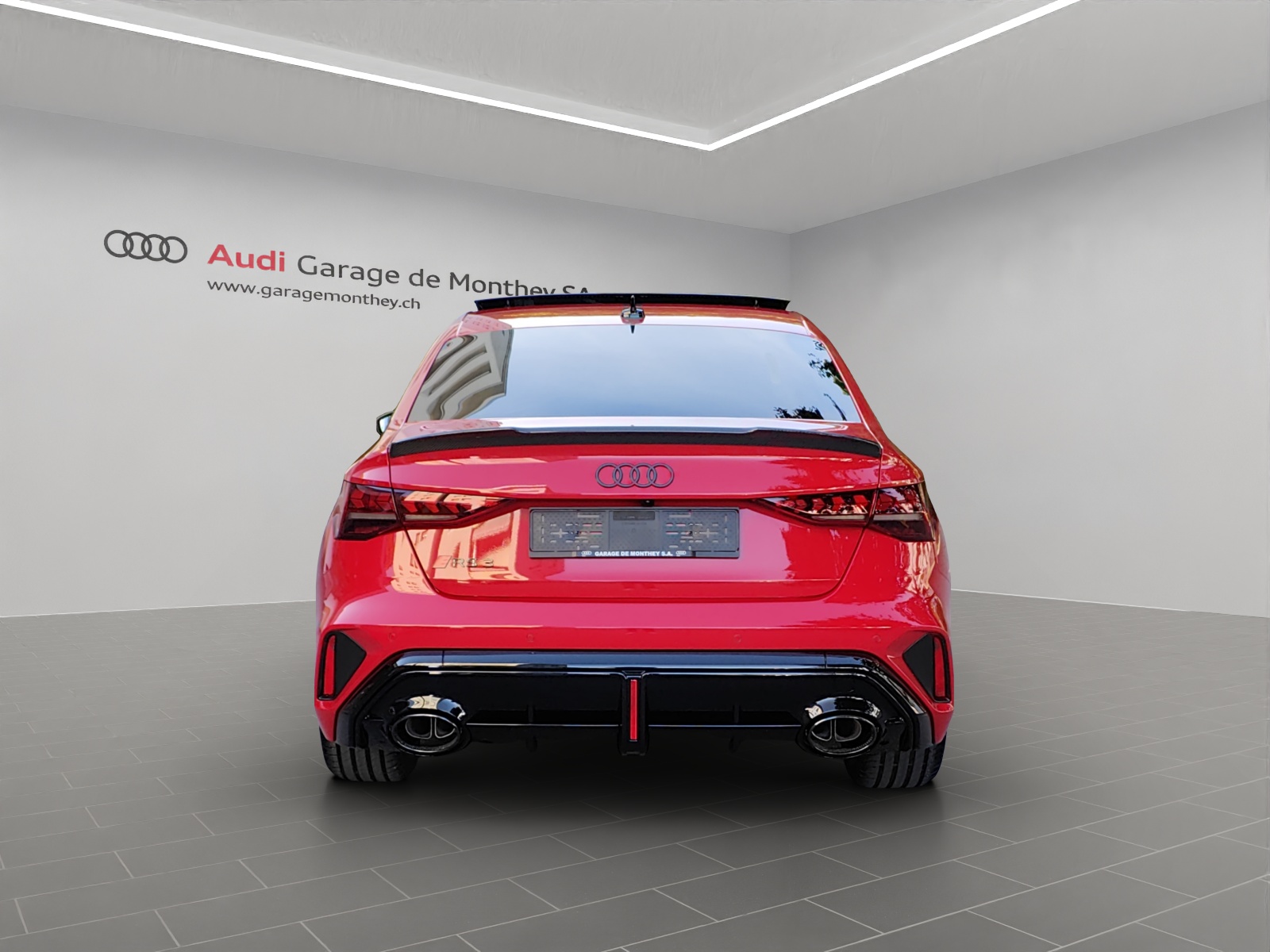AUDI RS3 Limousine 2.5 TSI quattro S-tronic-image-5