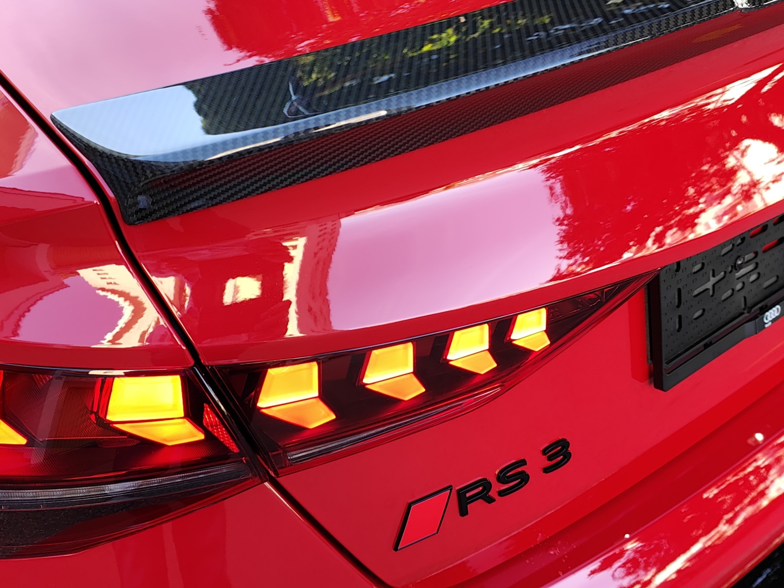 AUDI RS3 Limousine 2.5 TSI quattro S-tronic-image-10