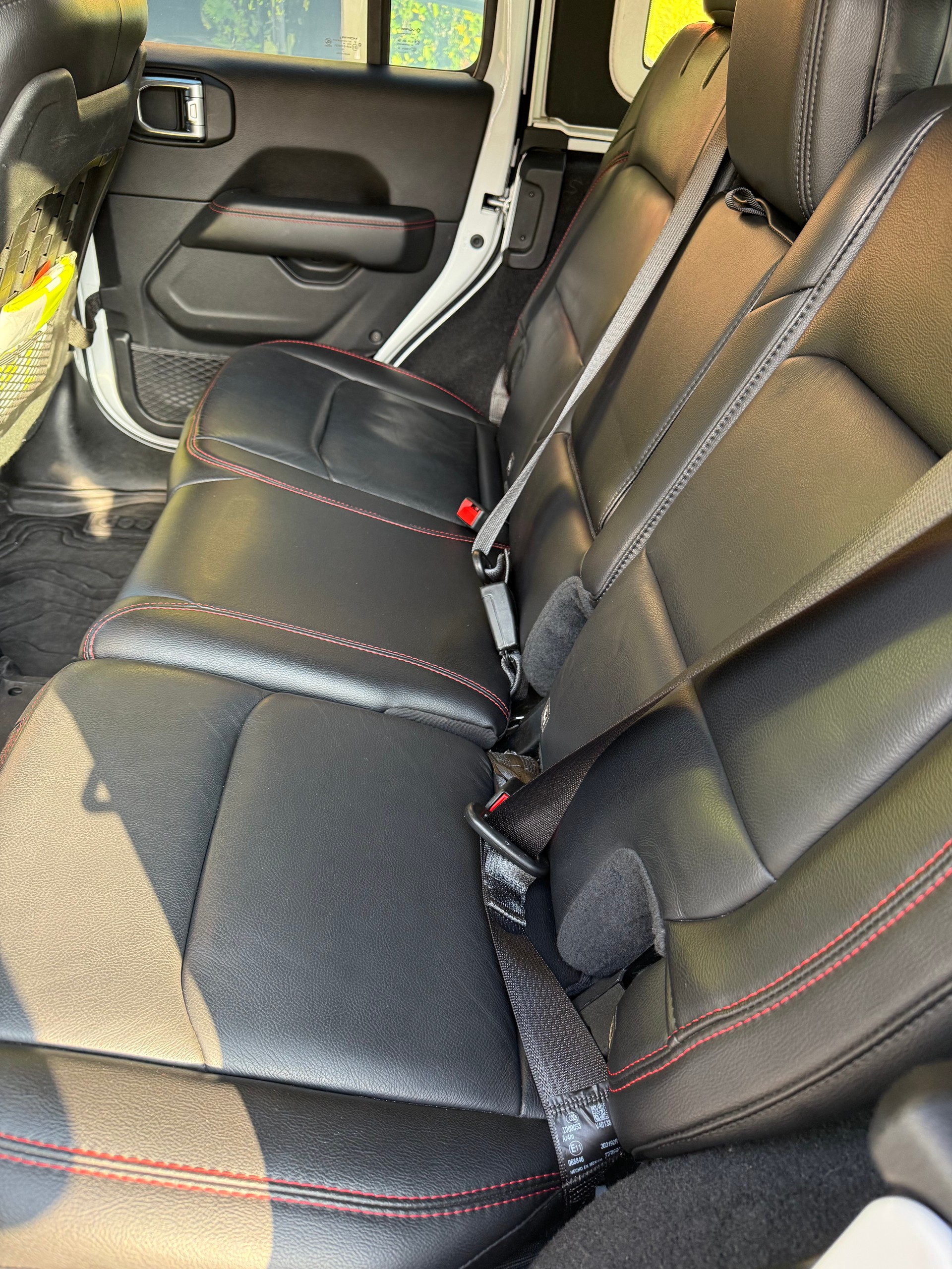 JEEP Wrangler 2.0 Unlimited Rubicon Automatic-image-5
