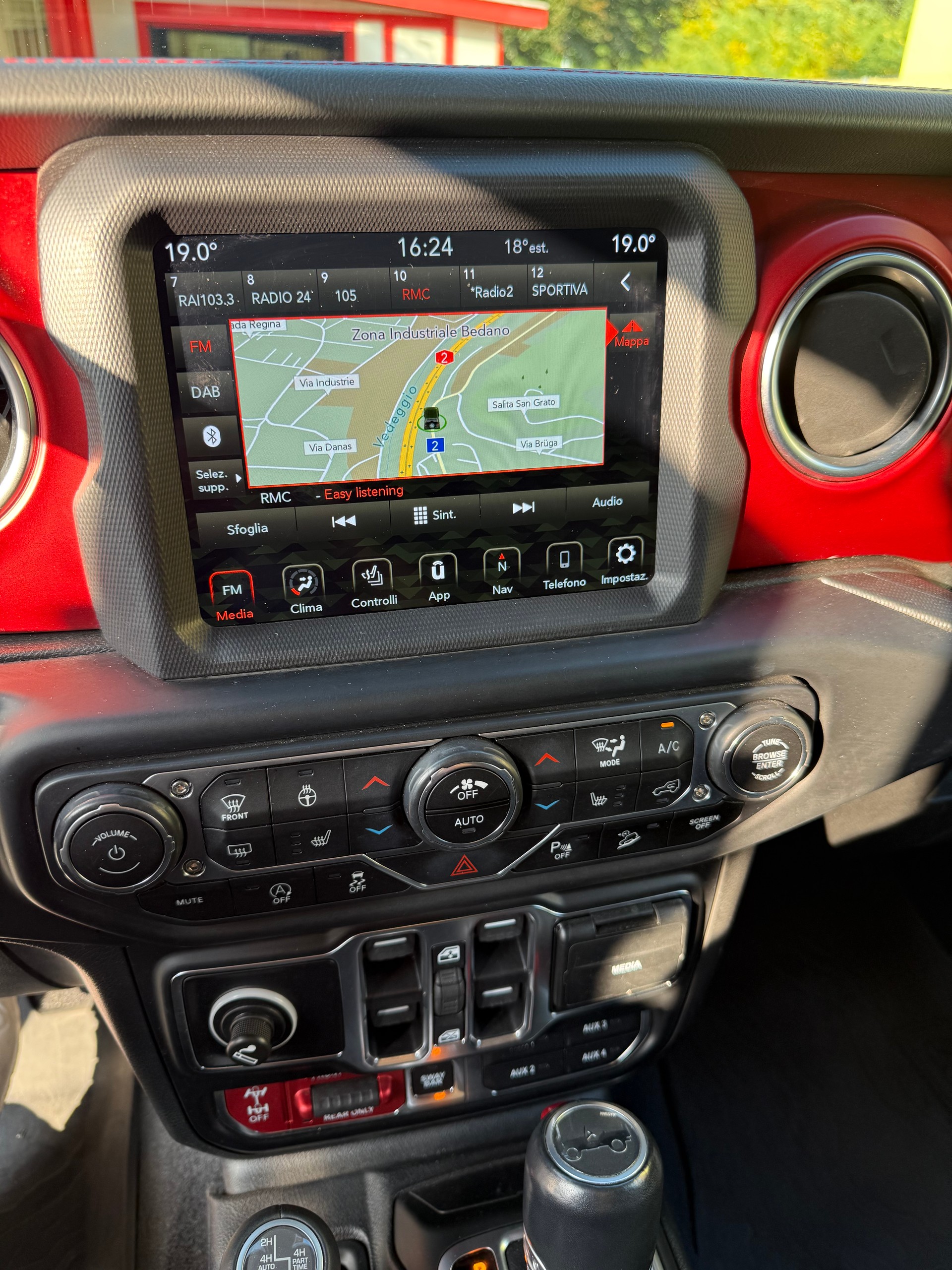 JEEP Wrangler 2.0 Unlimited Rubicon Automatic-image-6