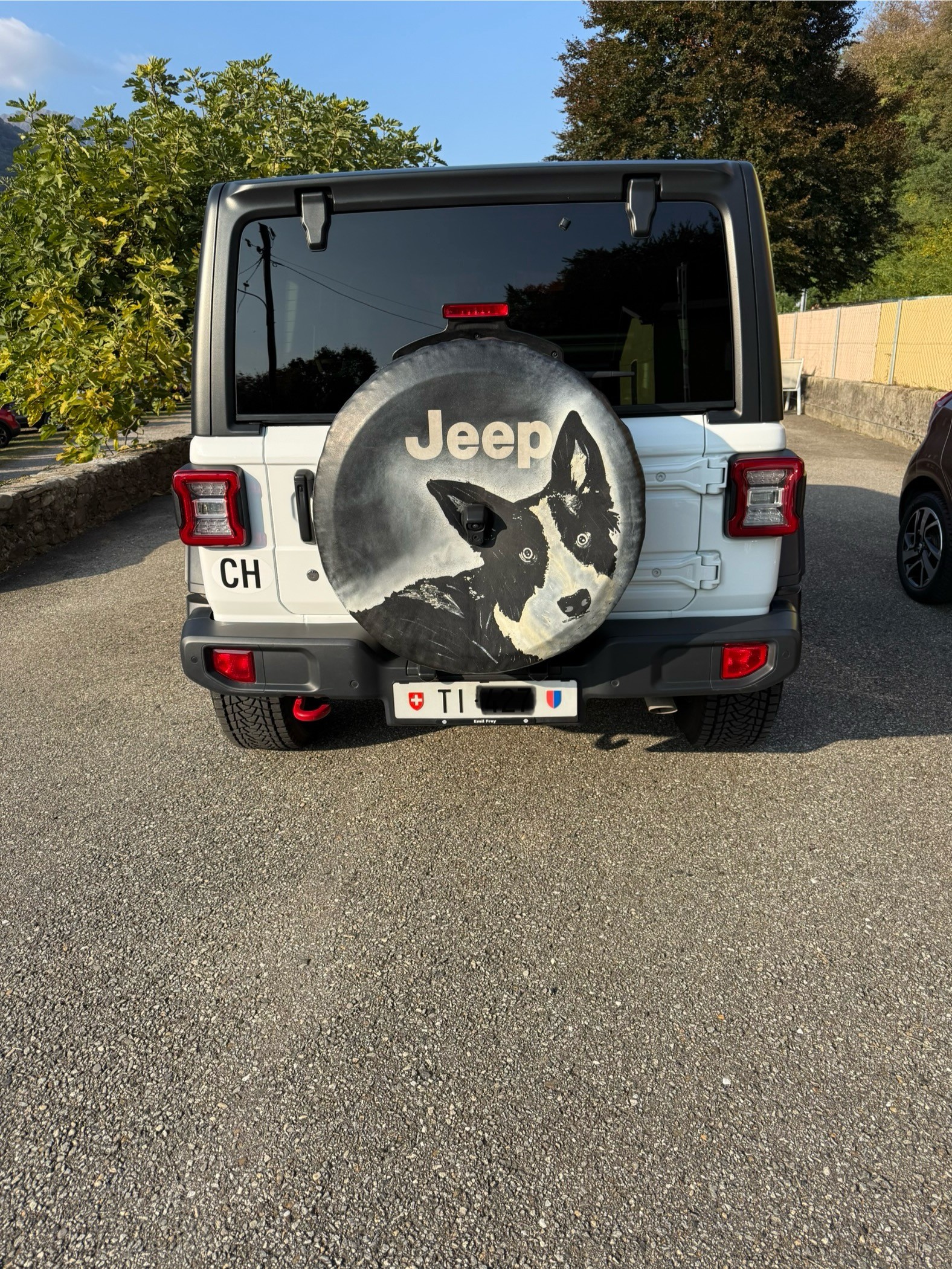 JEEP Wrangler 2.0 Unlimited Rubicon Automatic-image-3