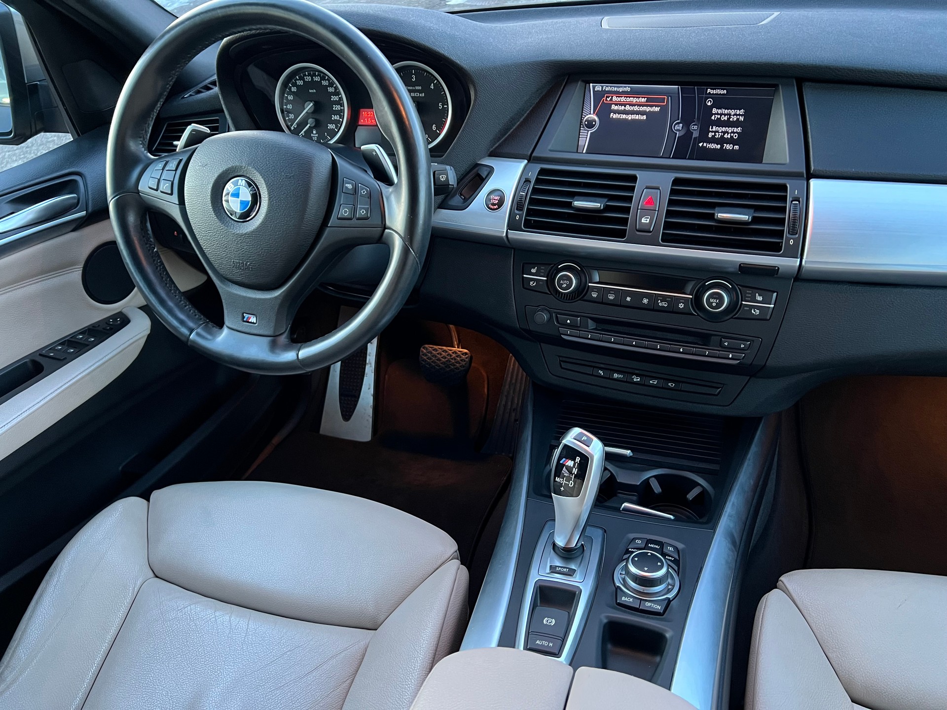 BMW X5 xDrive M50d Steptronic-image-13