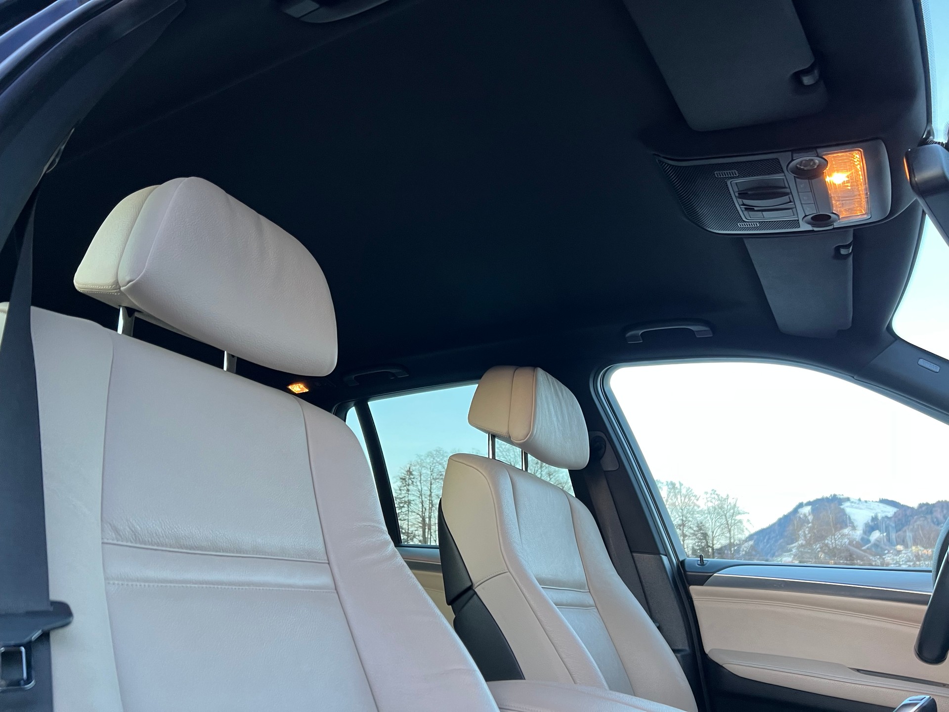 BMW X5 xDrive M50d Steptronic-image-19