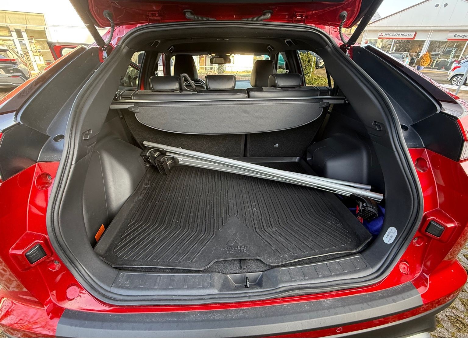 MITSUBISHI Eclipse Cross 2.4 PHEV Invite 4x4-image-7