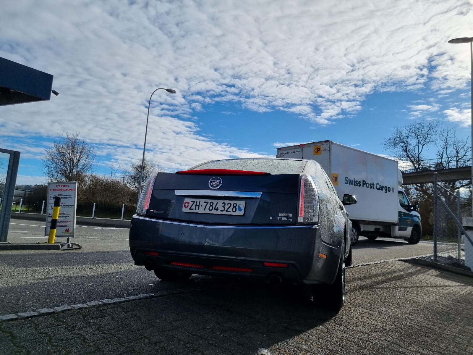 CADILLAC CTS Sedan 3.6 AWD Sport Luxury Automatic-image-3