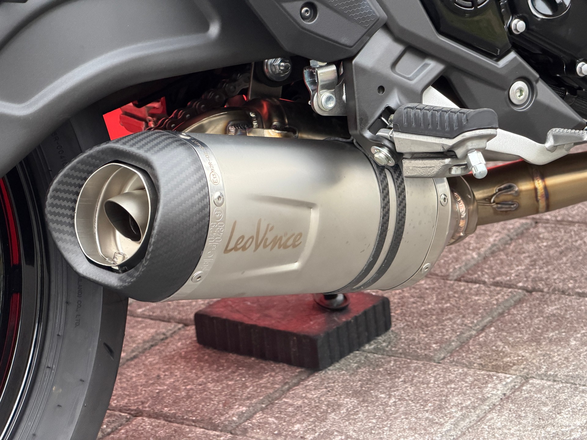 KAWASAKI Z 650 S 40th Edition (35kW)-image-5