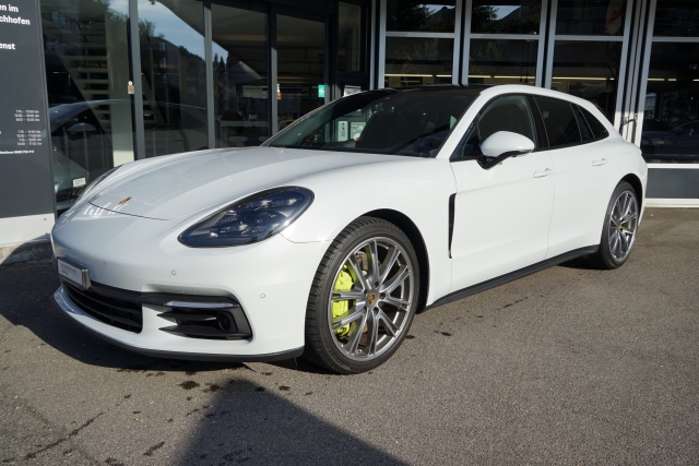 PORSCHE Panamera 4 E-Hybrid Sport Turismo-image-4