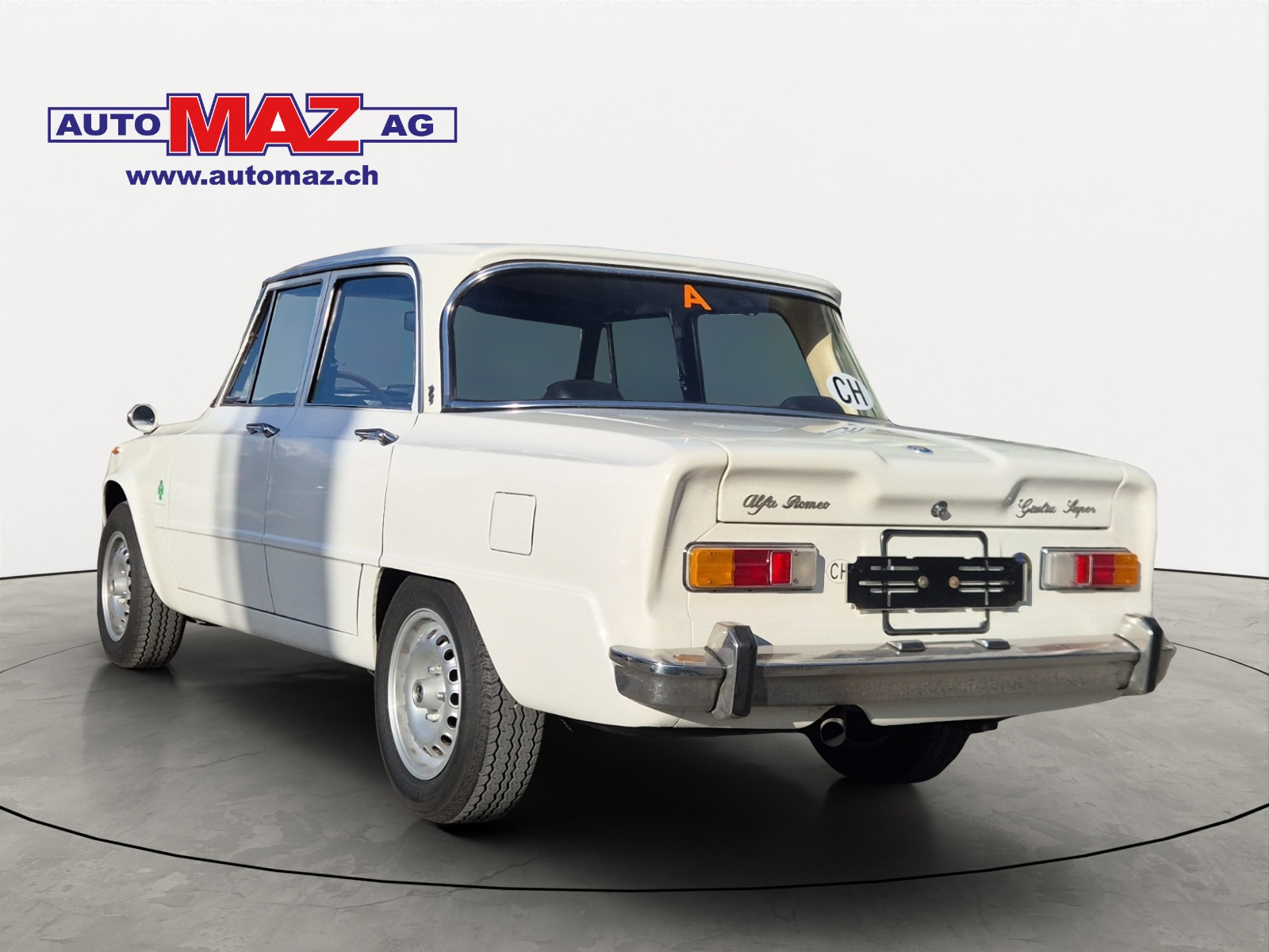 ALFA ROMEO Super-showroom-element-2