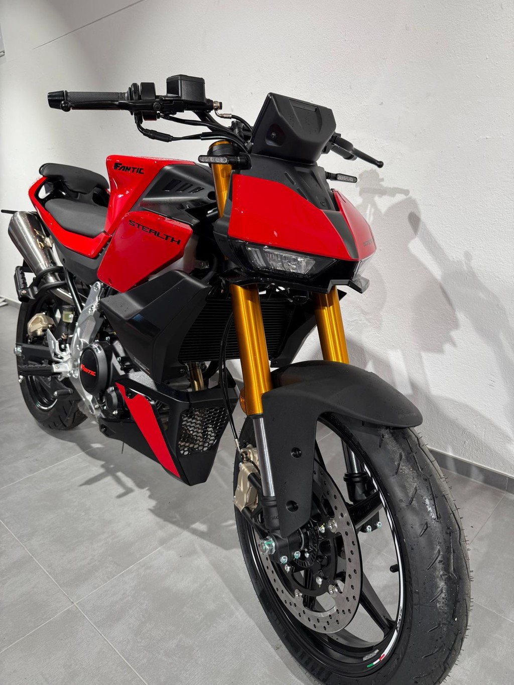 FANTIC Fantic Motor Stealth 125-image-1