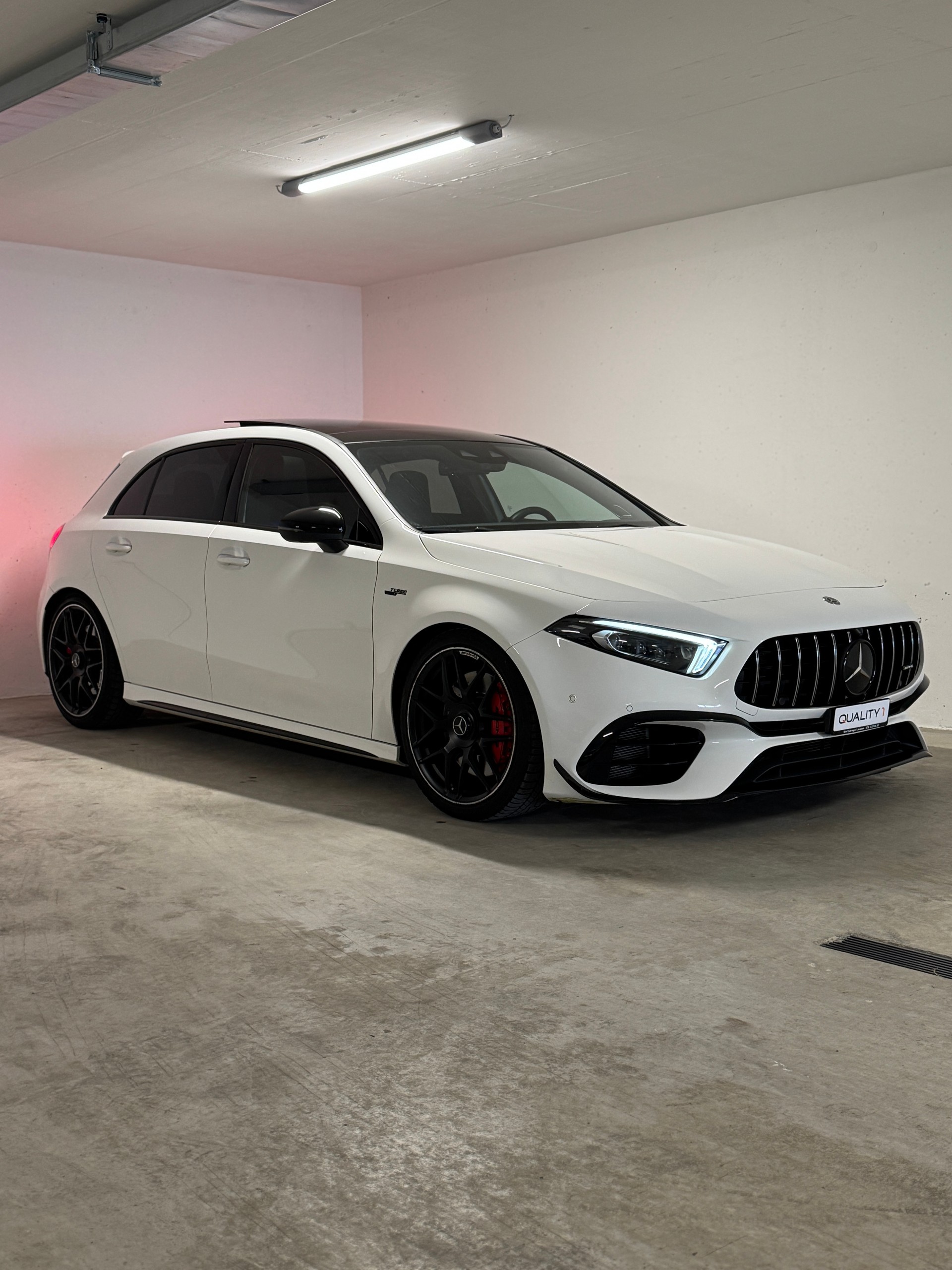 MERCEDES-BENZ A 45 S AMG 4Matic+ Speedshift *CH*-image-2