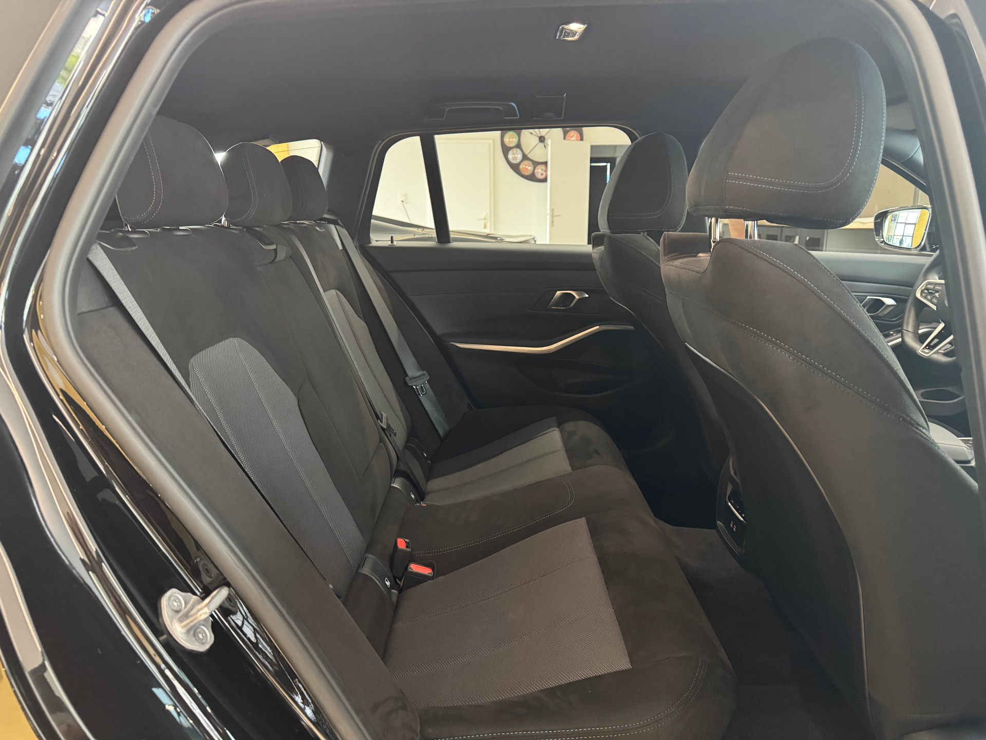 BMW 330i Touring xDrive Steptronic M Sport-image-20