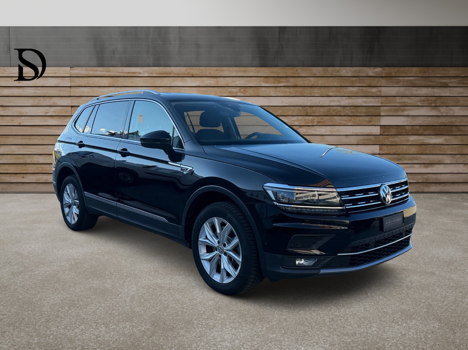 VW Tiguan Allspace 7 PLACES 2.0TSI Highline 4Motion DSG-showroom-element-1