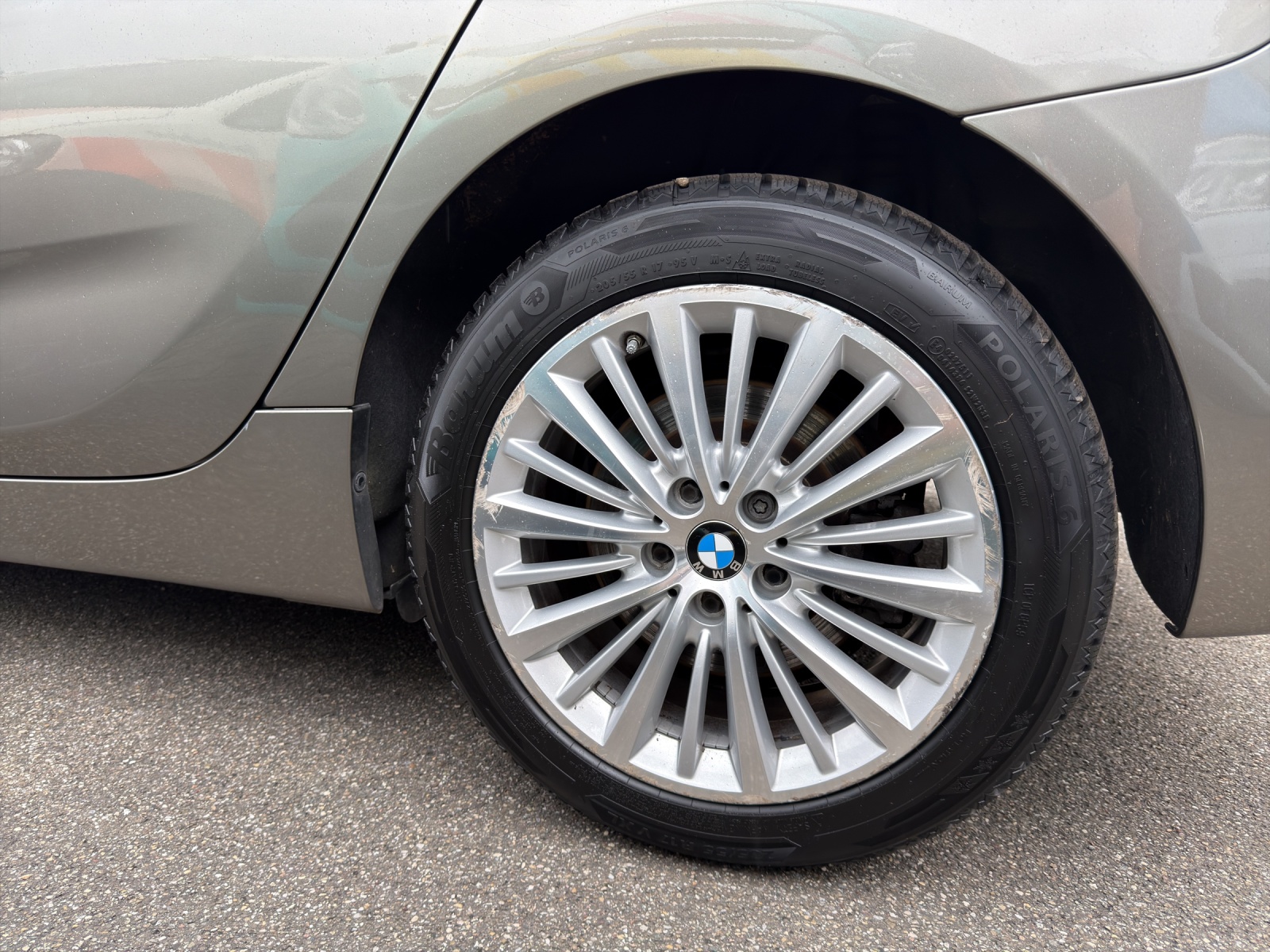 BMW 225i Active Tourer Steptronic-image-19