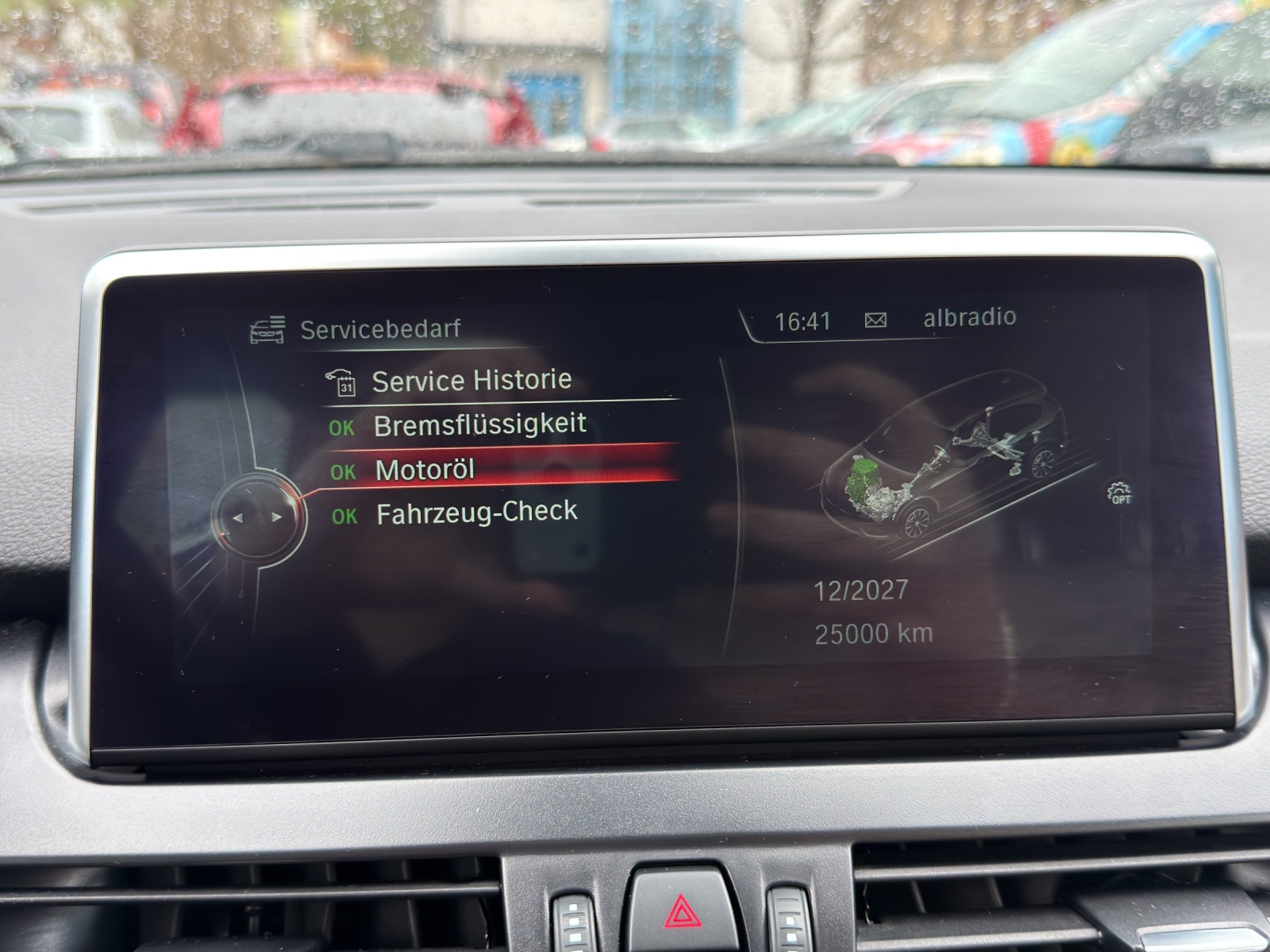 BMW 225i Active Tourer Steptronic-image-24