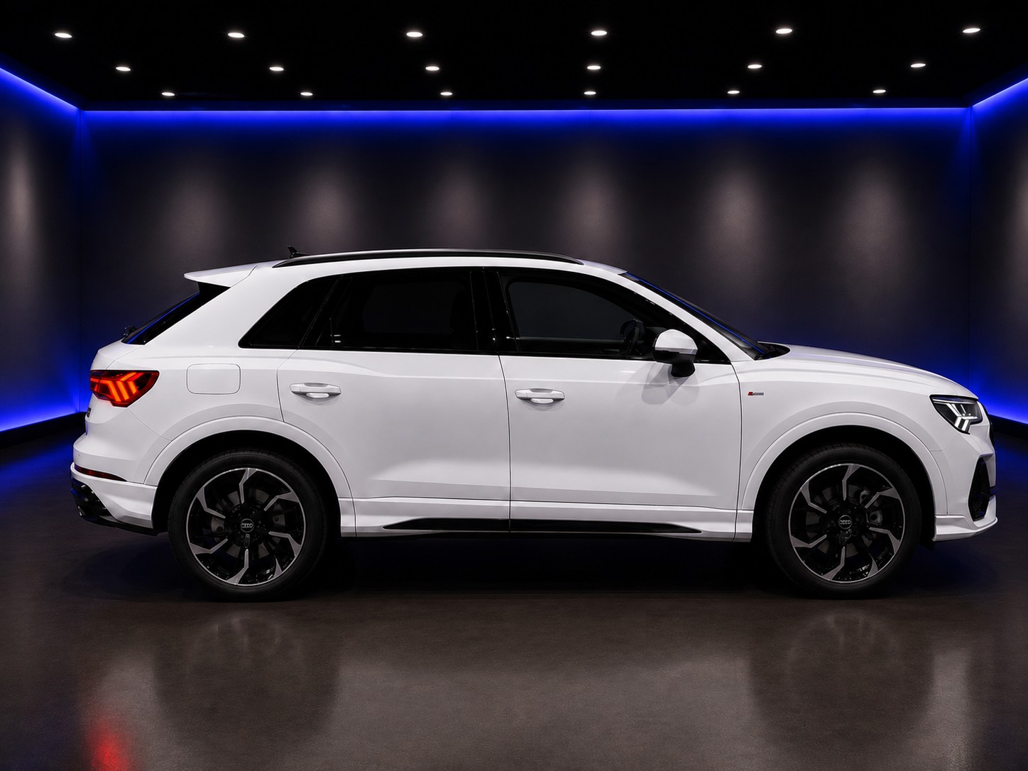 AUDI Q3 35 TDI S line quattro S-tronic-image-7