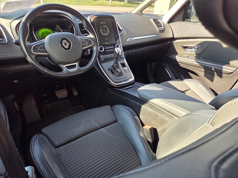 RENAULT Scénic 1.6 dCi Bose EDC-image-8
