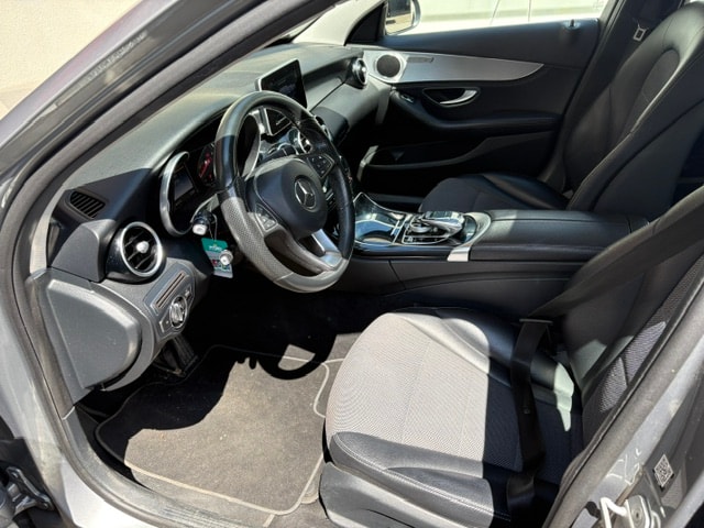 MERCEDES-BENZ C 250 BlueTEC AMG Line 4Matic 7G-Tronic-image-6