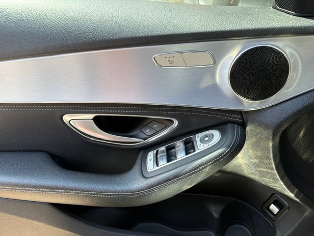 MERCEDES-BENZ C 250 BlueTEC AMG Line 4Matic 7G-Tronic-image-7