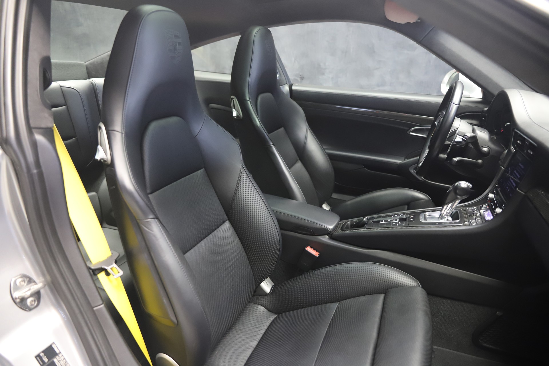 PORSCHE 911 Turbo S PDK-image-7
