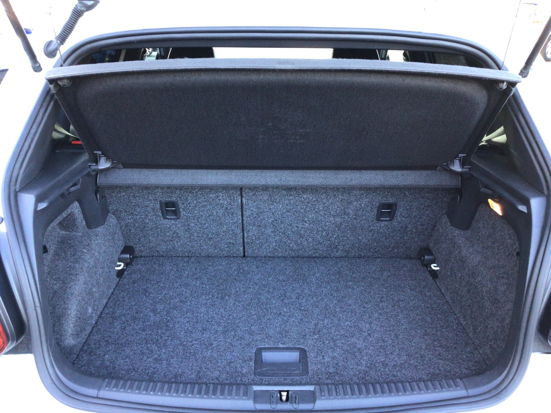 VW Polo 1.8 TSI GTI DSG-image-11