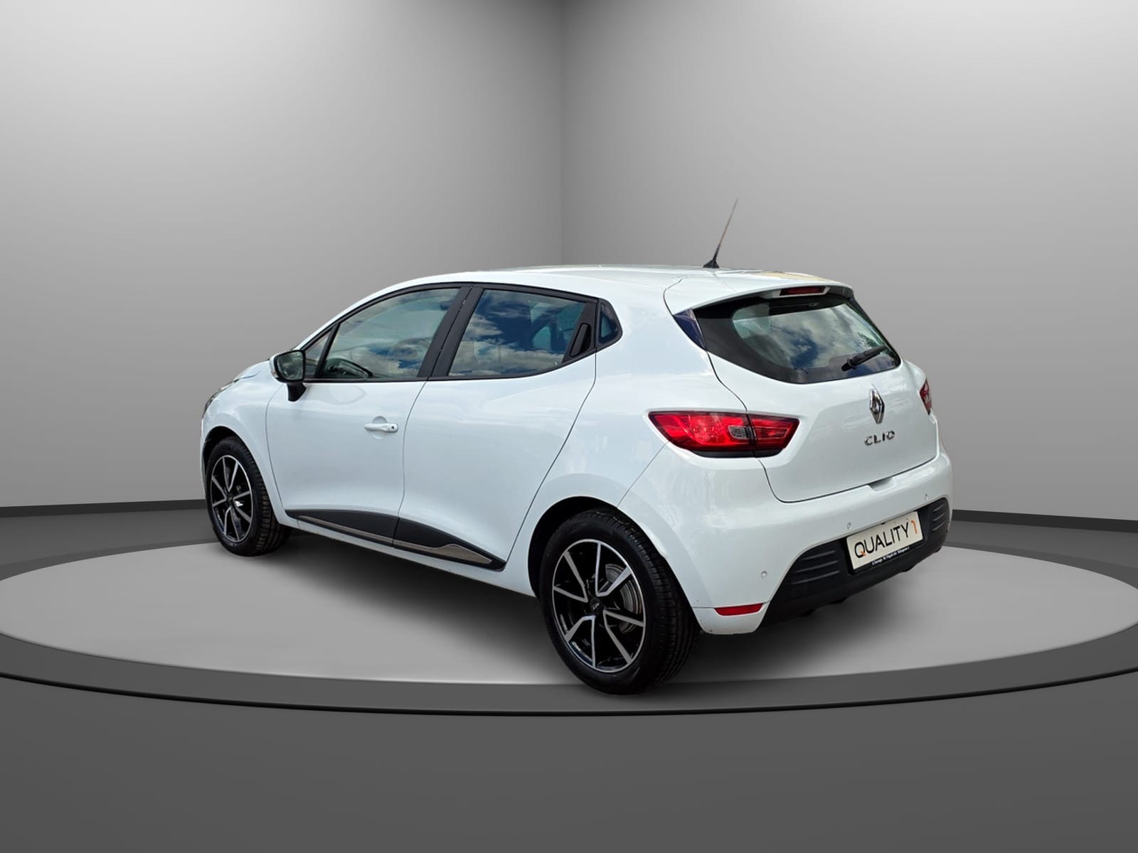 RENAULT Clio 0.9 12V Business Line-image-5
