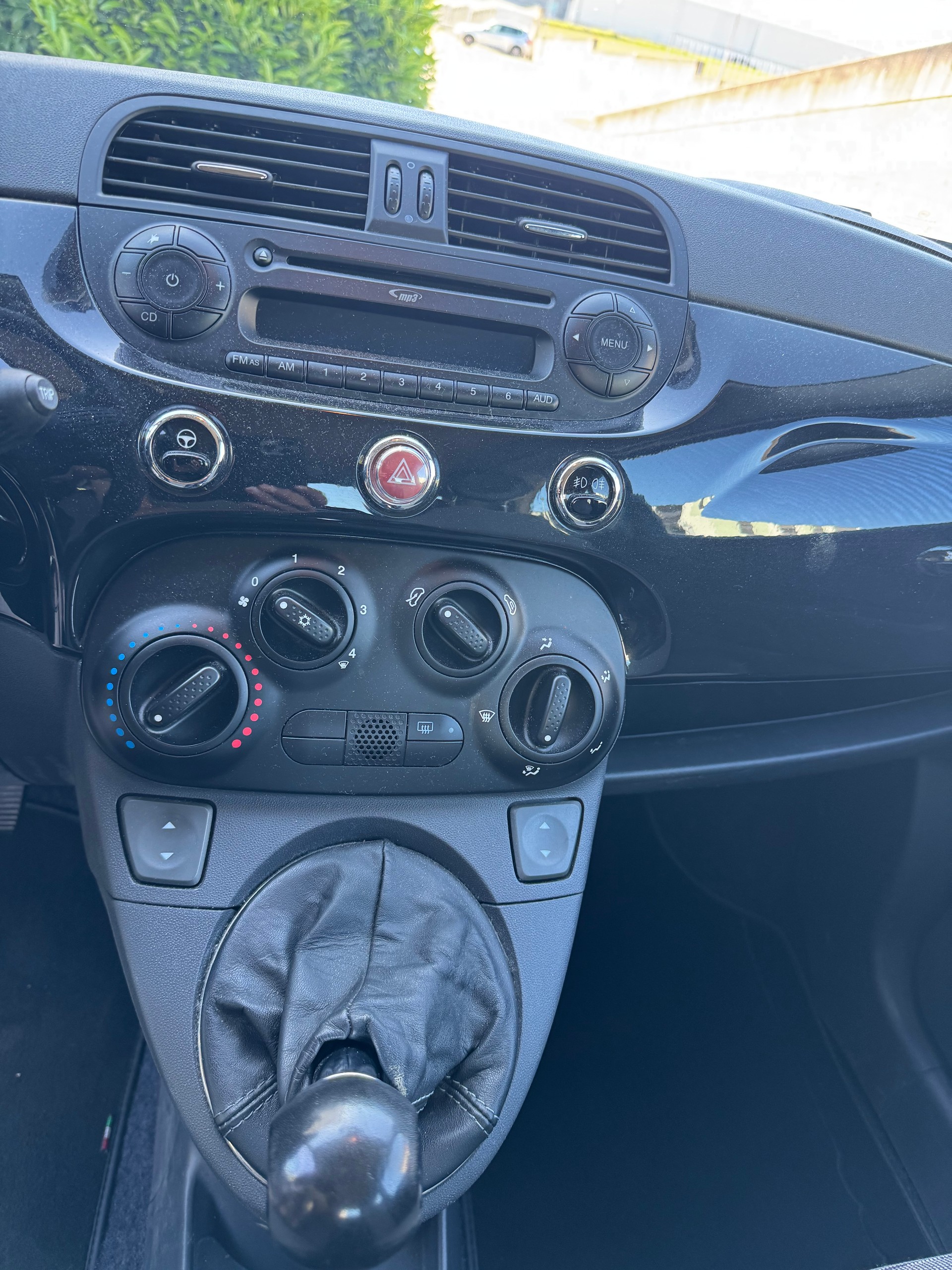 FIAT Fiat 500 1.2 Cabriolet-image-11