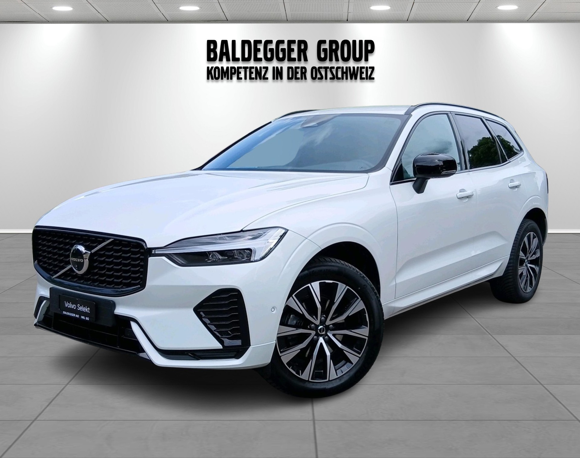 VOLVO XC60 2.0 B5 MH Plus Dark AWD-image-6