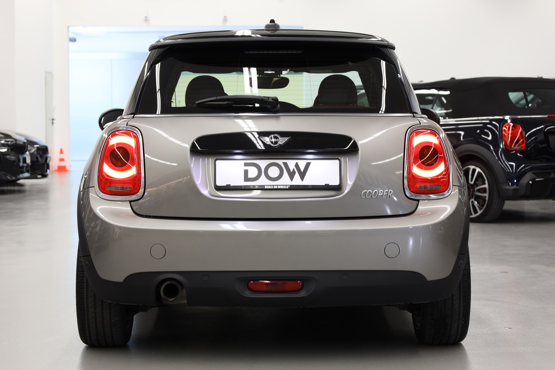 MINI Mini F56 1.5i Cooper-image-5