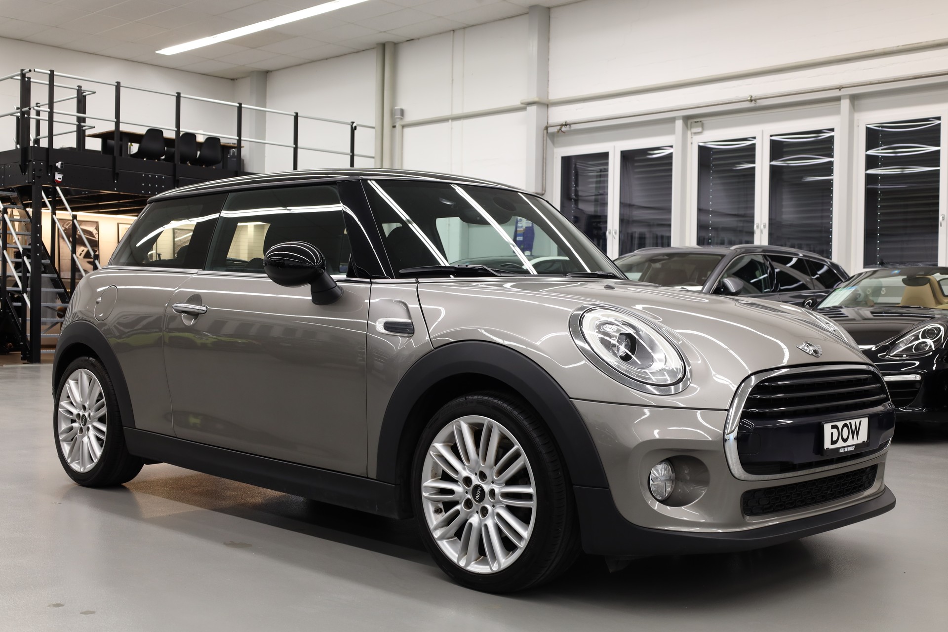 MINI Mini F56 1.5i Cooper-showroom-element-1
