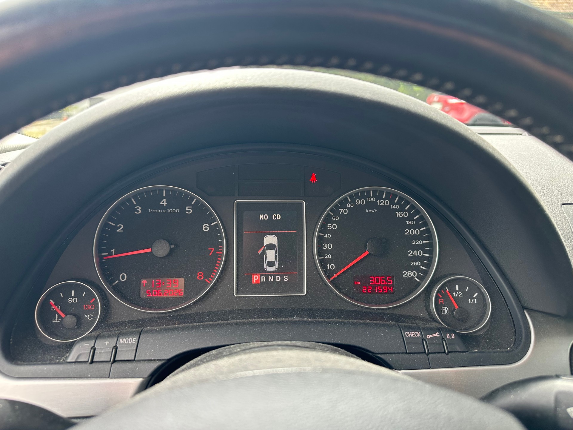 AUDI A4 Limousine 3.2 FSI quattro-image-6